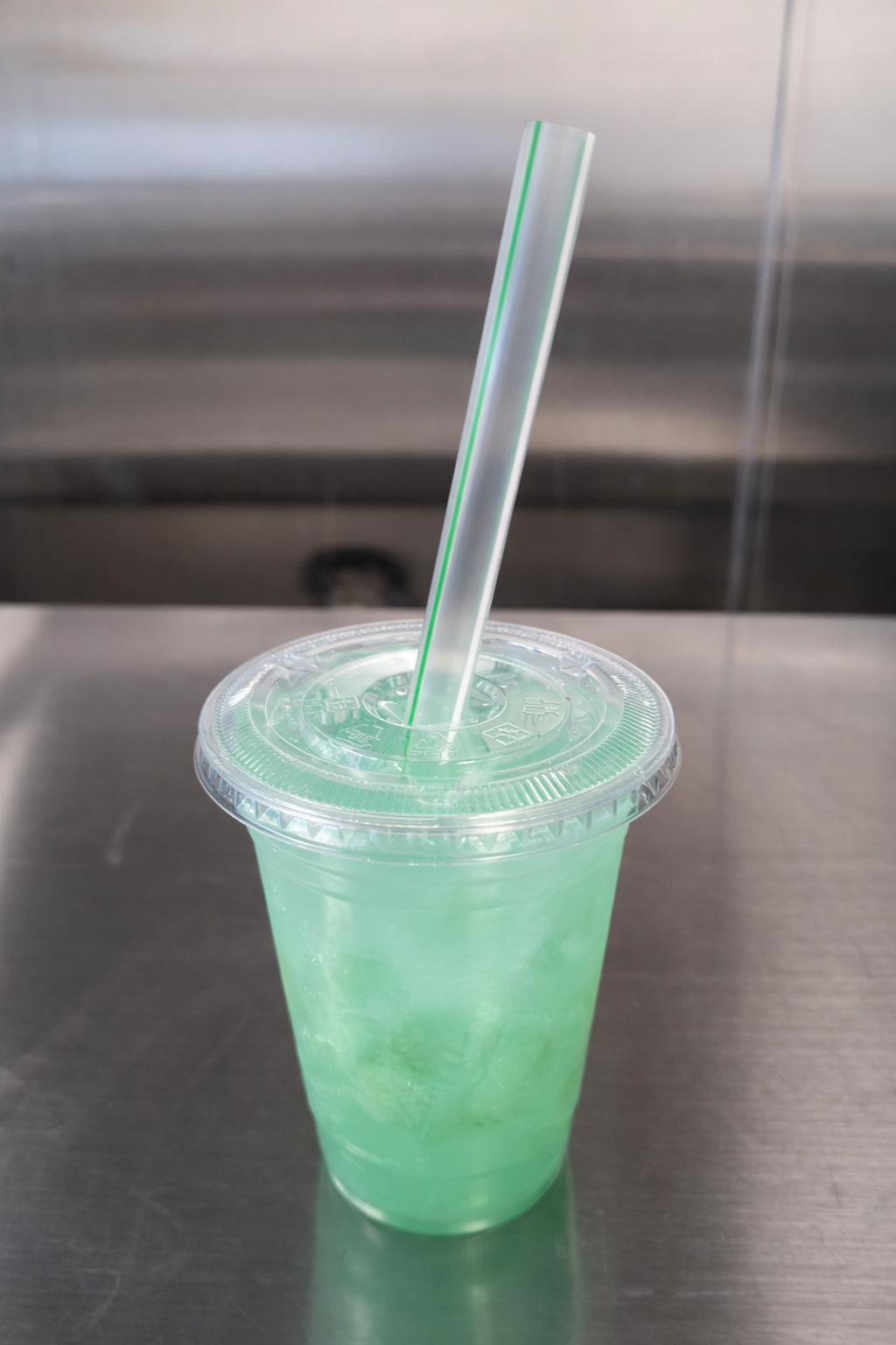 Limon-Menta (16 oz.)