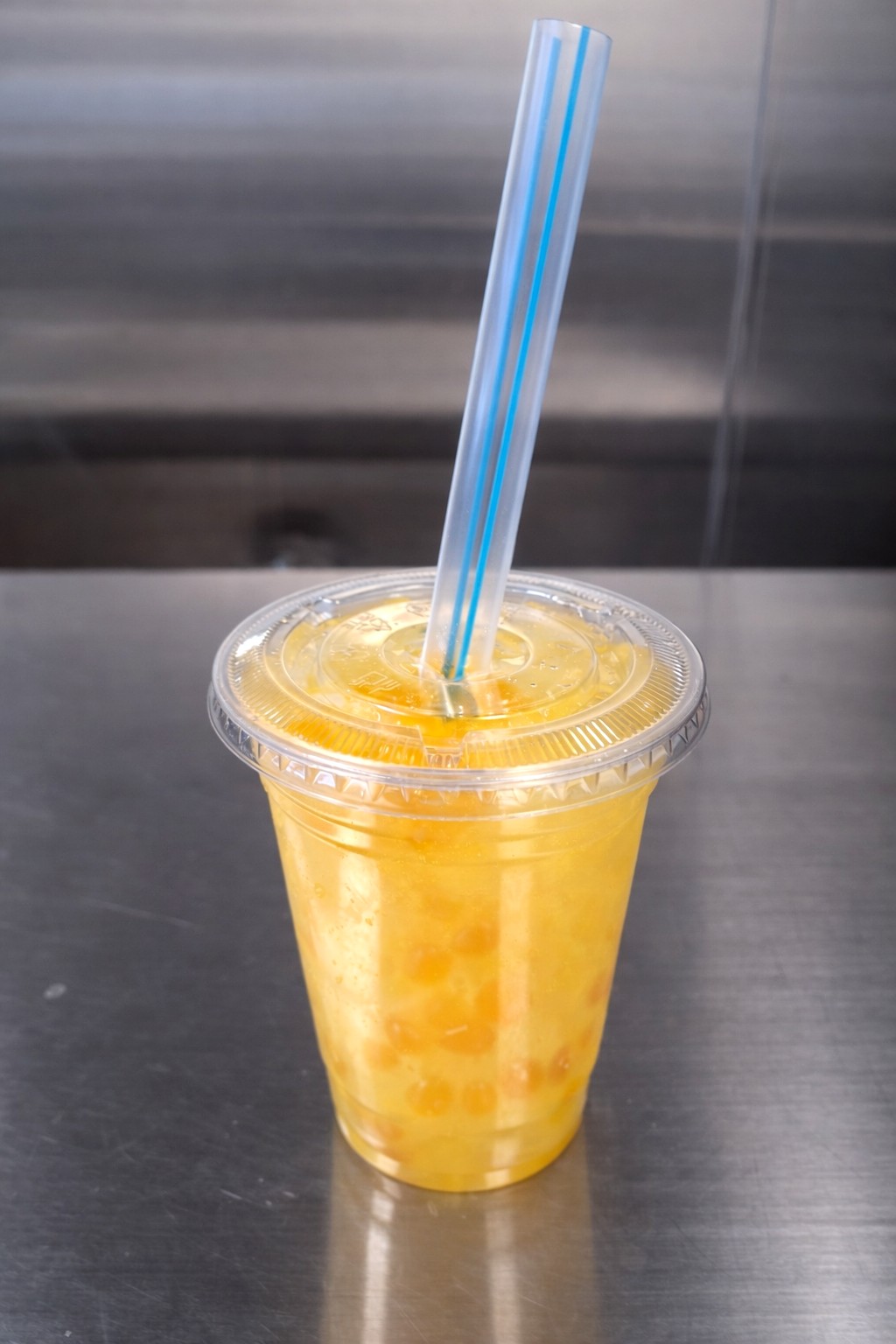 Mango Lemonade (16 oz.)