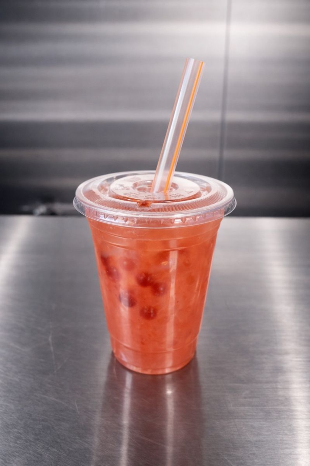 Strawberry Lemonade (32oz.)
